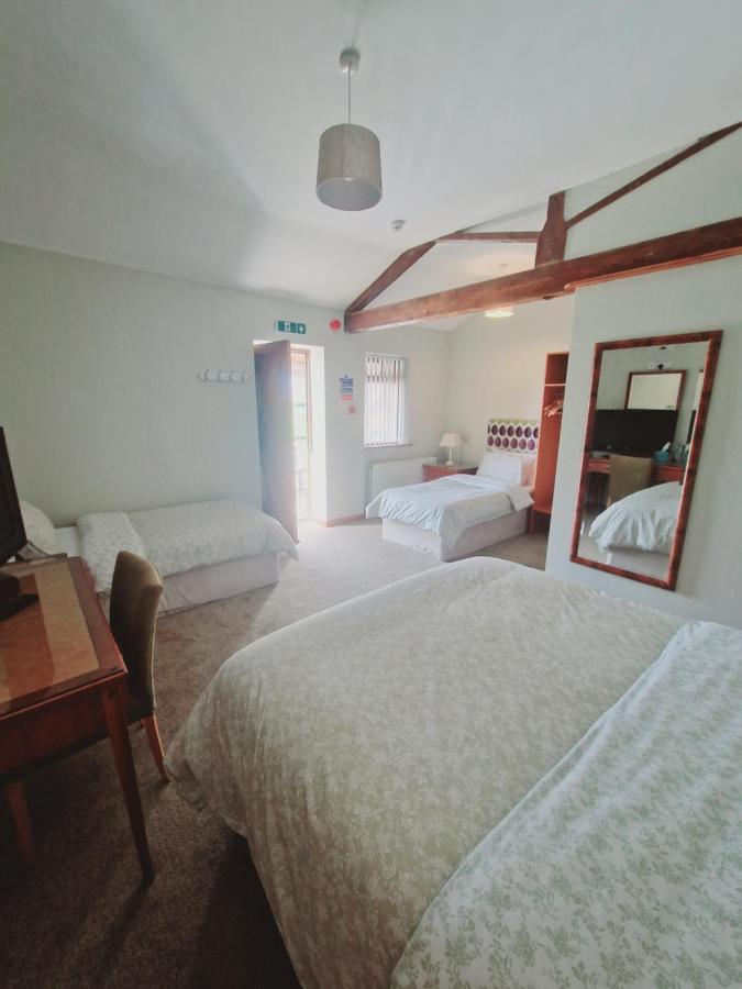 The Bosville Arms Rudston ภายนอก รูปภาพ